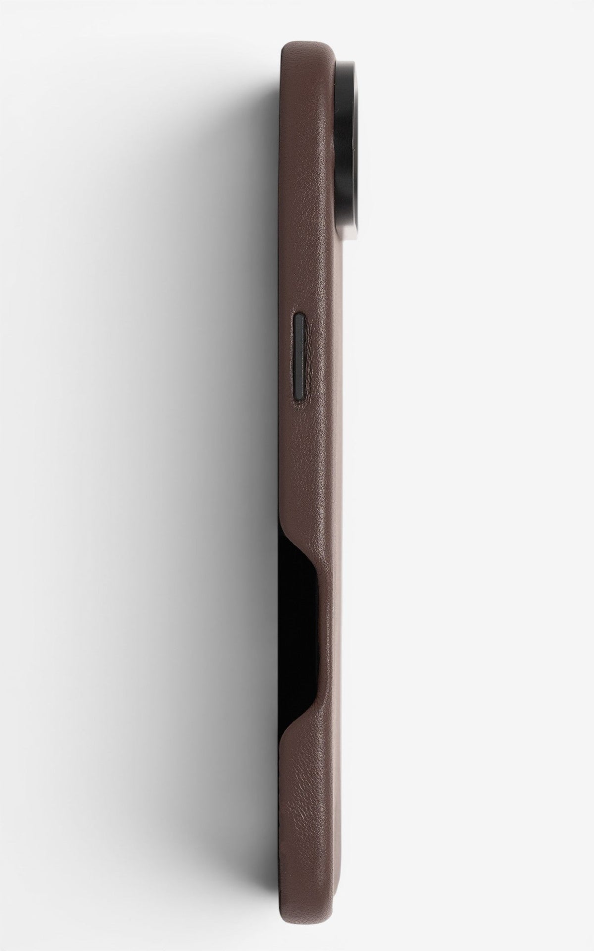 iPhone Case Leather 17 Air Brown Seite links#Modell_iPhone 17 Air&Farbe_Brown