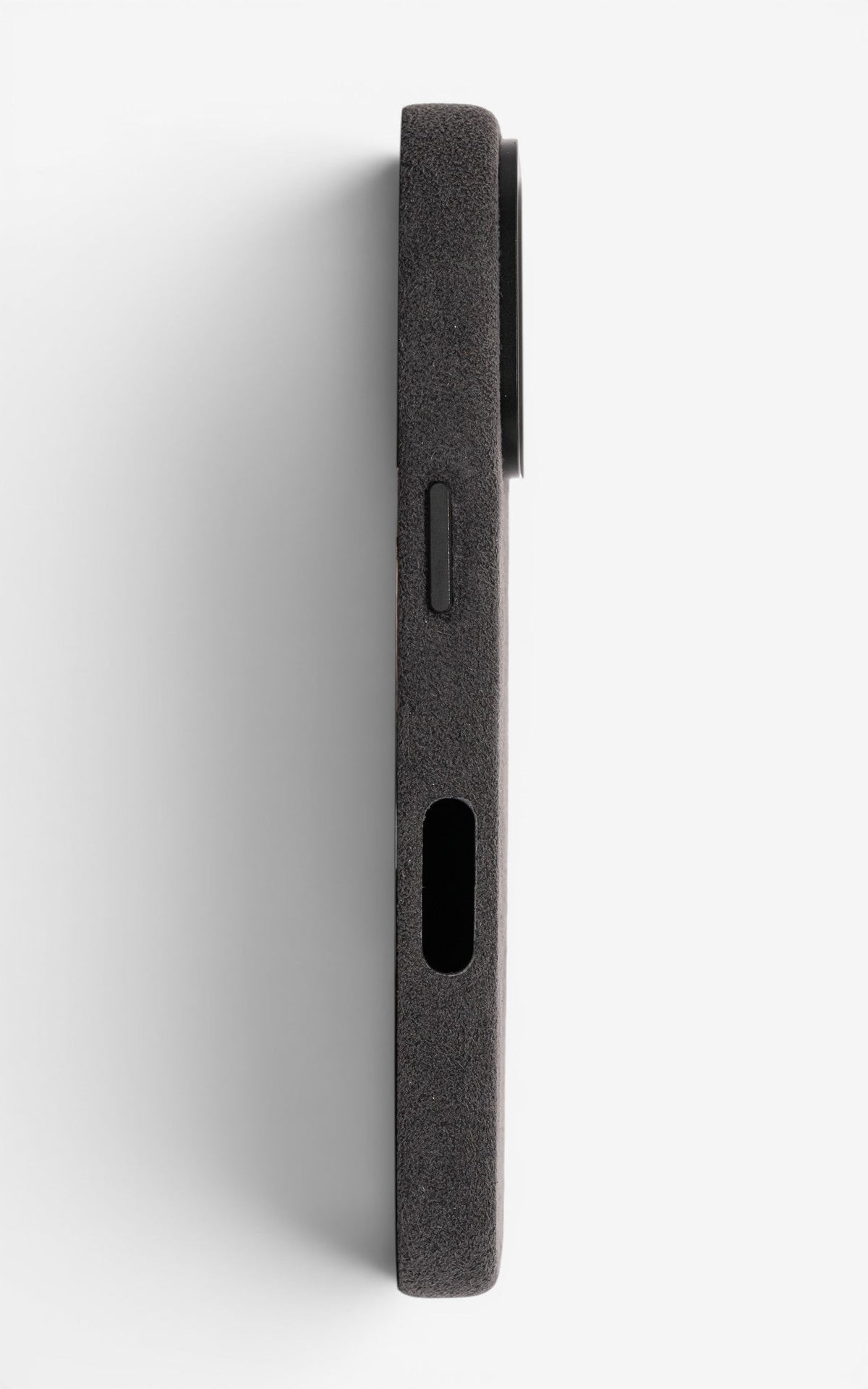 iPhone Case Alcantara 16 Dark Grey Seite links#Modell_iPhone 16&Farbe_Dark Grey