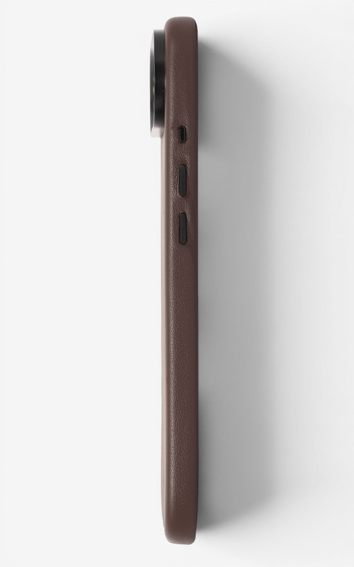 iPhone Case Leather 17 Air Brown Seite rechts#Modell_iPhone 17 Air&Farbe_Brown