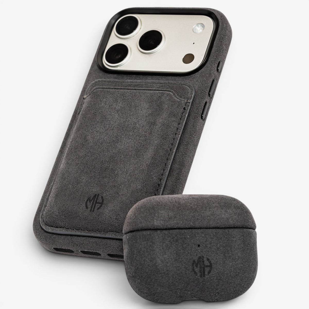MagSafe Wallet Alcantara Dark Grey am iPhone#Farbe_Dark Grey