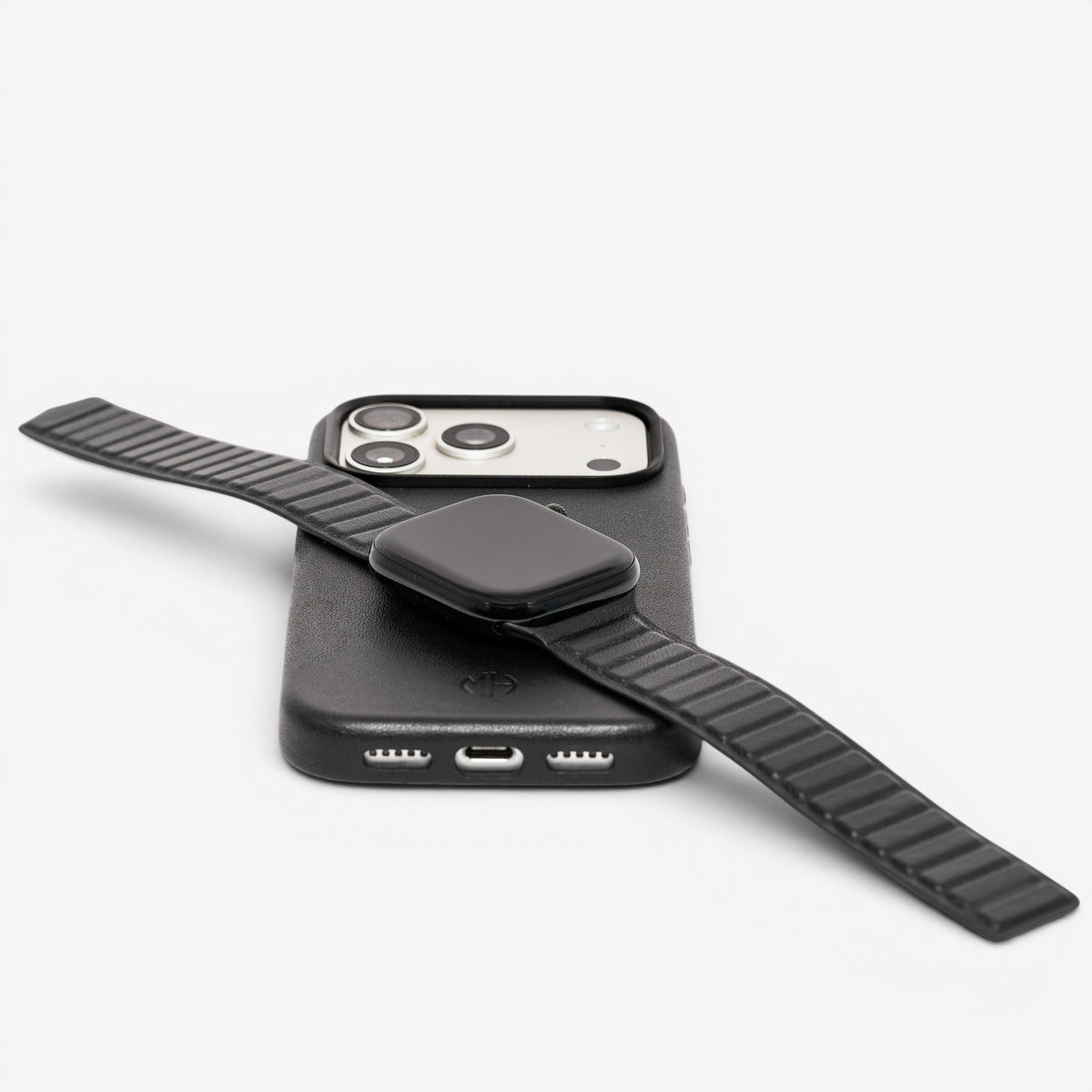 Apple Watch Band Leather am Handgelenk#Farbe_Black